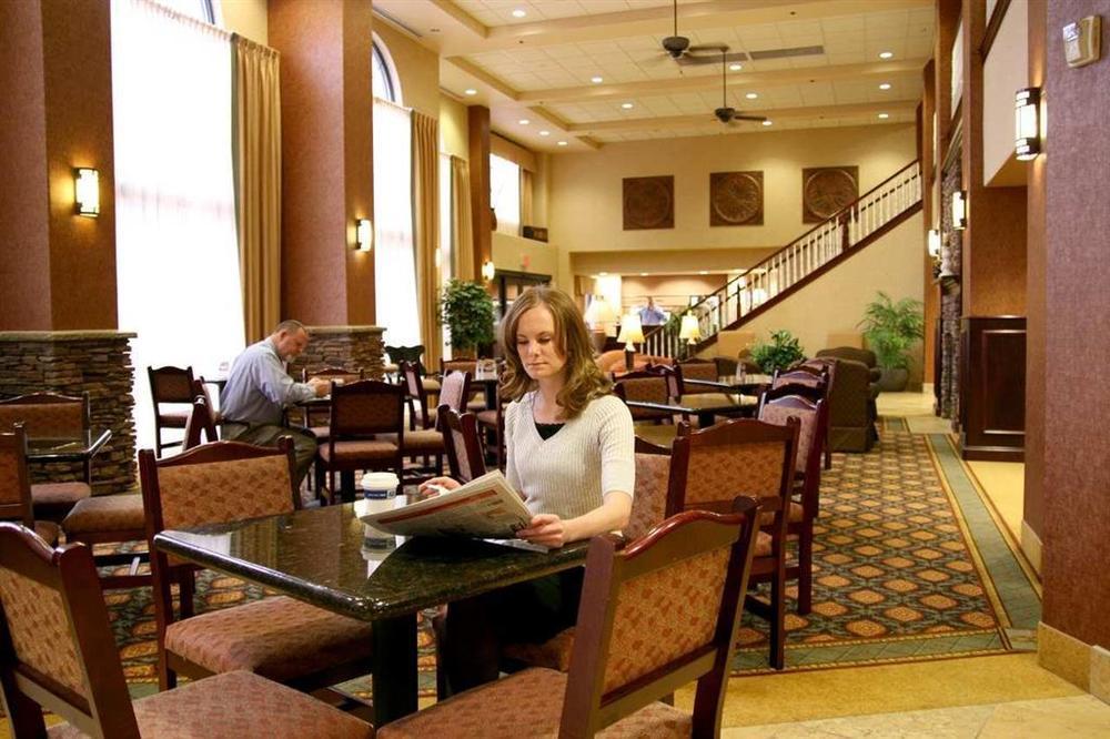 Hampton Inn & Suites Boise-Meridian Restaurant photo