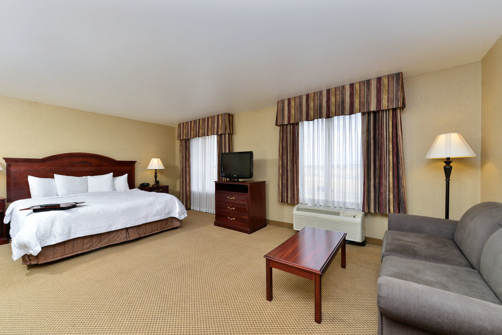 Hampton Inn & Suites Boise-Meridian Exterior photo