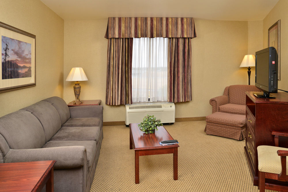 Hampton Inn & Suites Boise-Meridian Exterior photo